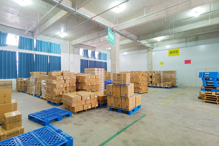 Dietary supplement factory floor (07)