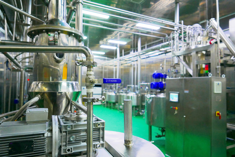 Dietary supplement factory floor (21)