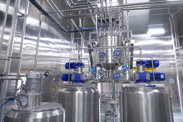 Dietary supplement factory floor (3)
